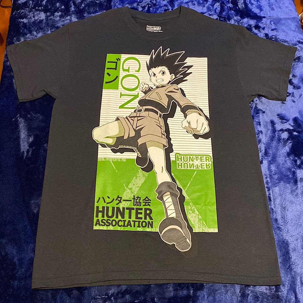Black, Short Sleeve “Hunter x Hunter” shirt (featuring Gon Freecss) fight pose